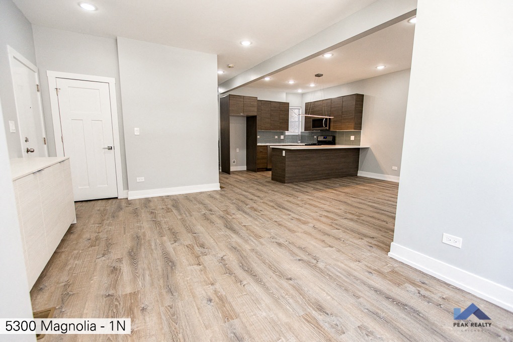 5300 N. Magnolia Ave. 5300 N. Magnolia Ave., Chicago, IL 60640 Andersonville - Leasing by Cross Street